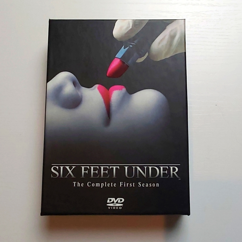 Six feet under complete first season dvd set
